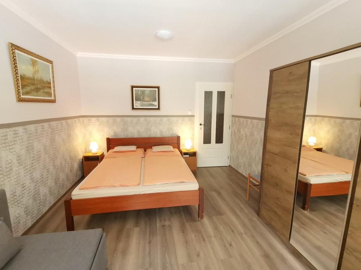 Carpe Diem Apartment Hajduszoboszlo Luaran gambar