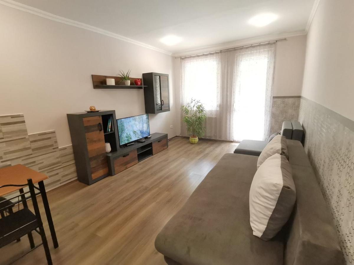 Carpe Diem Apartment Hajduszoboszlo Luaran gambar