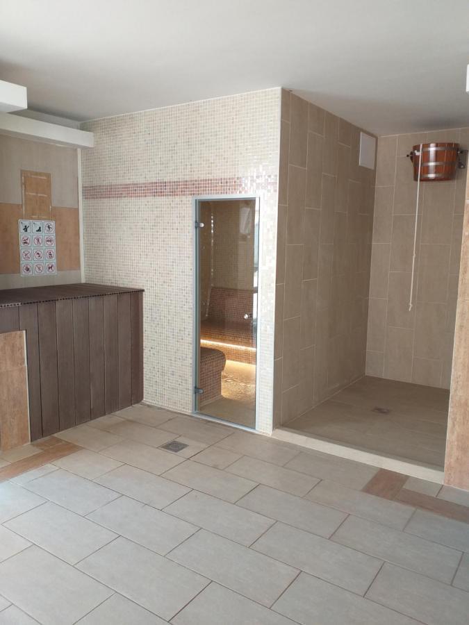 Carpe Diem Apartment Hajduszoboszlo Luaran gambar