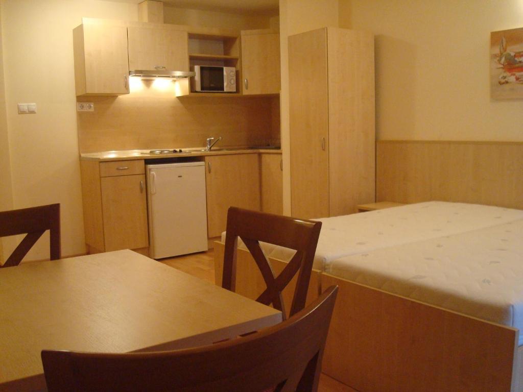 Carpe Diem Apartment Hajduszoboszlo Bilik gambar