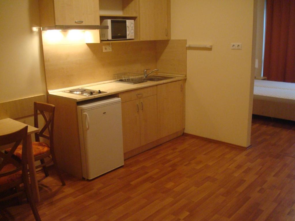 Carpe Diem Apartment Hajduszoboszlo Bilik gambar