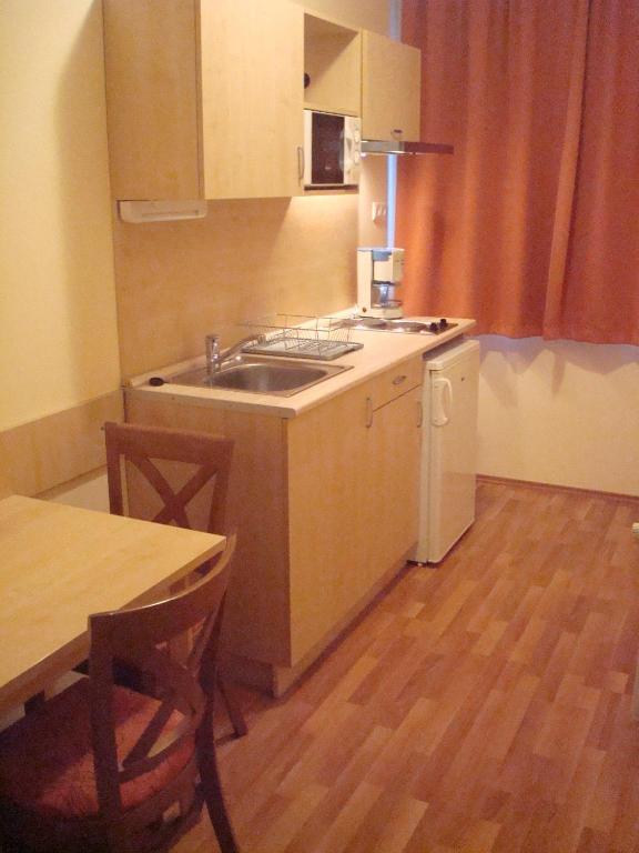 Carpe Diem Apartment Hajduszoboszlo Bilik gambar