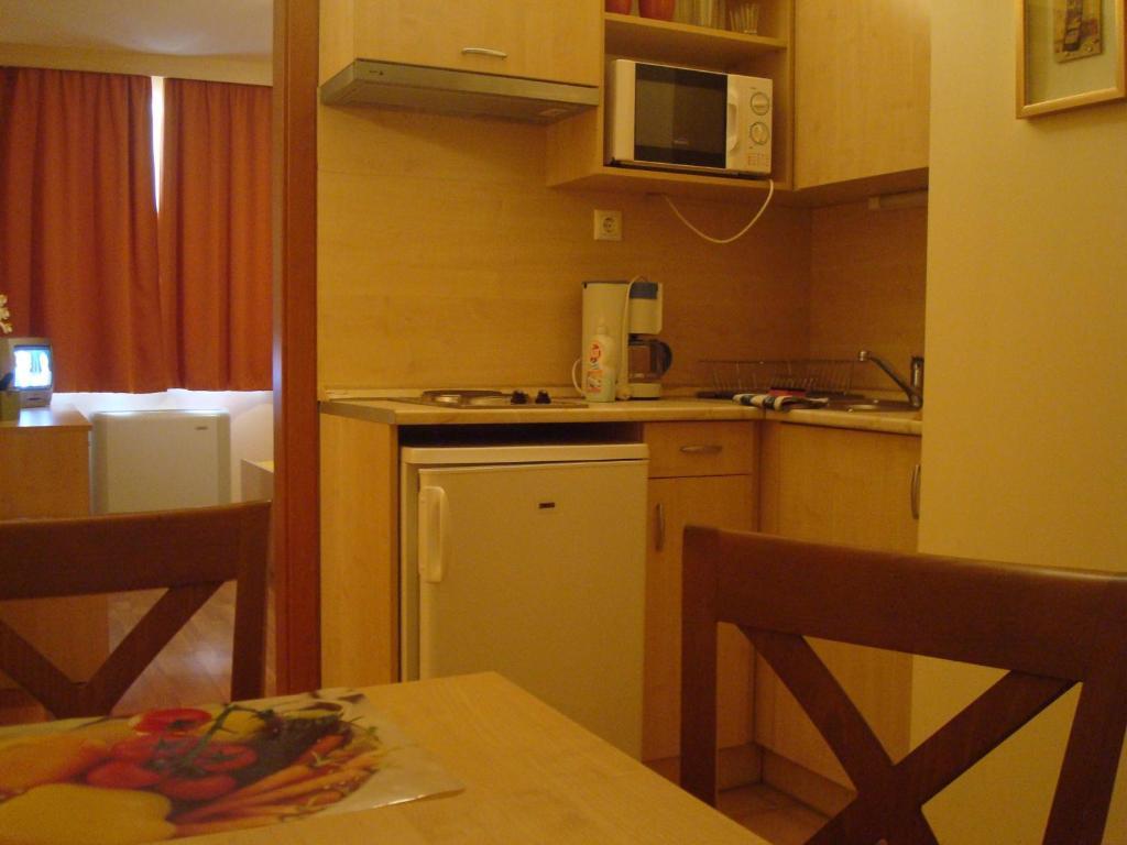 Carpe Diem Apartment Hajduszoboszlo Bilik gambar