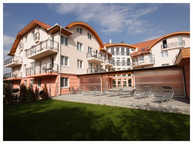 Carpe Diem Apartment Hajduszoboszlo Luaran gambar